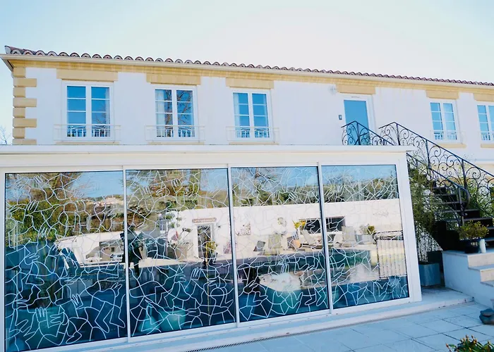 La Villa Du Bau Reddoun ,Piscine ,Jardin , Jolie Vue Sur Callian, Calme Et Serenite